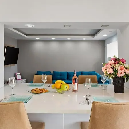 Panoramic Unirii Square * Βουκουρέστι