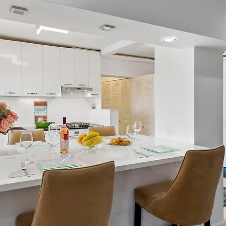 Panoramic Unirii Square Apartment