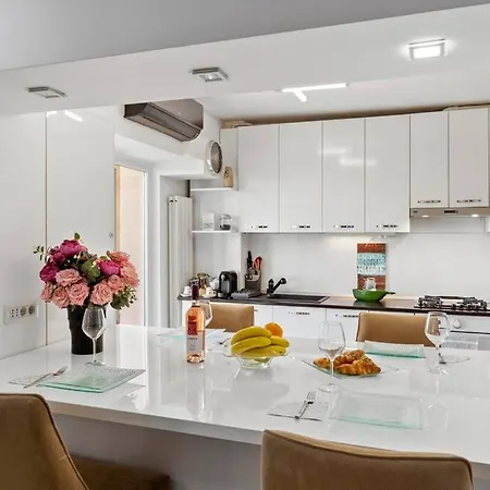 Panoramic Unirii Square