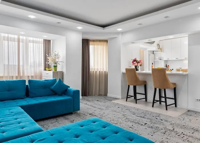 Panoramic Unirii Square